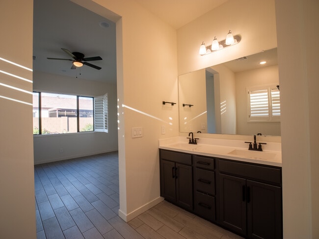 Building Photo - 8014 W Nicolet Ave