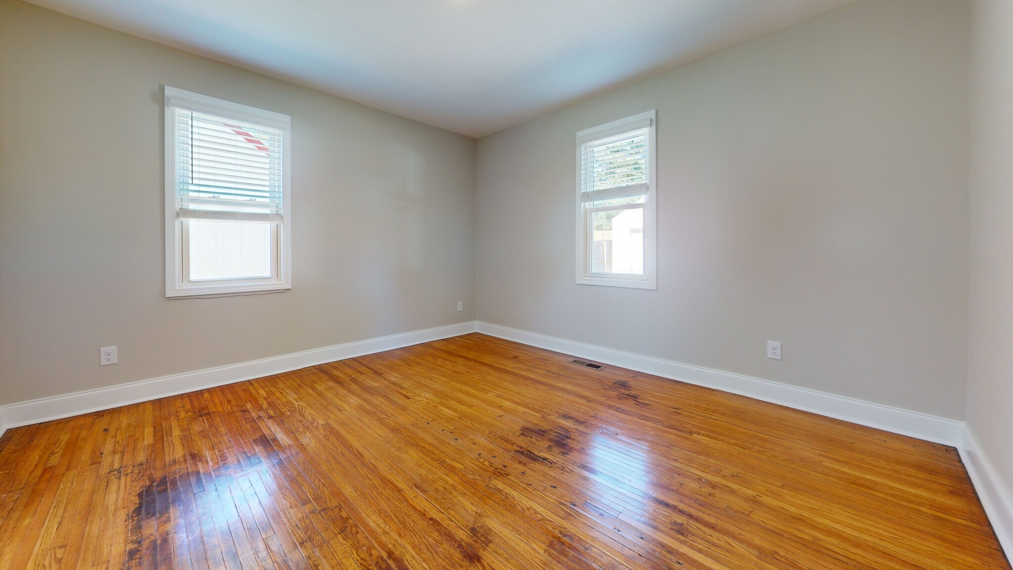 Building Photo - 1307 Cardinal Ave