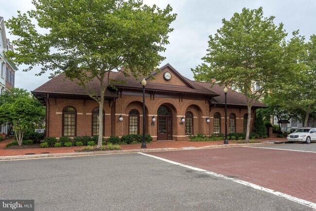 Building Photo - 1846 Potomac Greens Dr