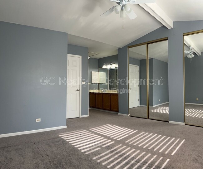Building Photo - 45 White Pine Dr