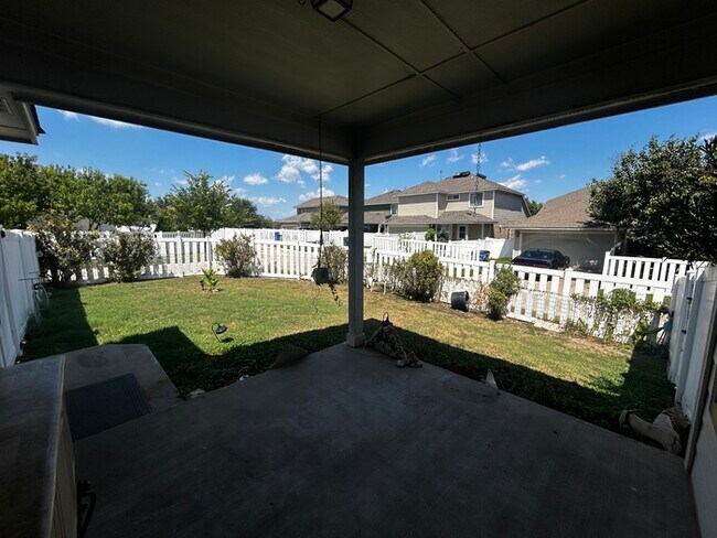 Building Photo - Charming 3 beds 2 baths in Pflugerville!