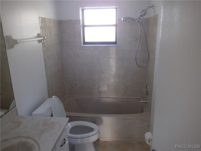 Building Photo - 281 E Falconry Ct