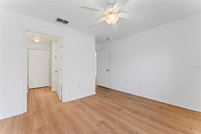 Building Photo - 10454 White Lake Ct
