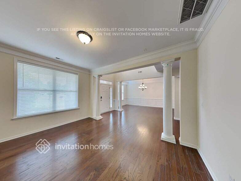 Building Photo - 16858 Rudence Ct
