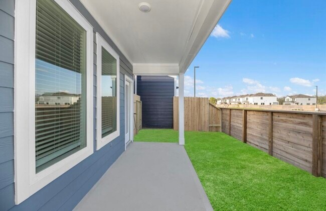 Building Photo - 13436 Sombrero Cay Dr