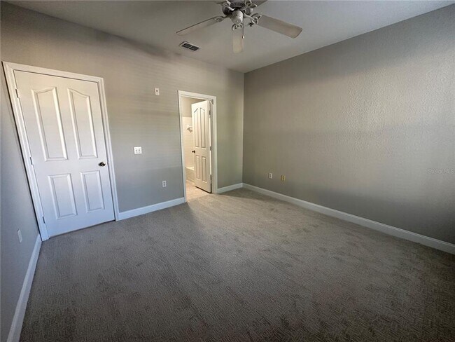 Building Photo - 1150 Lake Shadow Cir