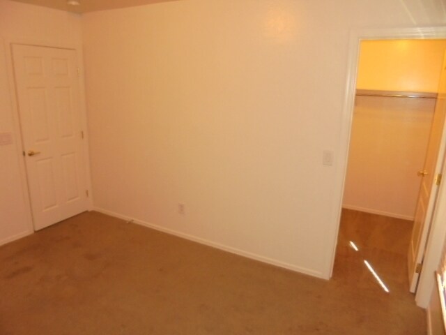 Building Photo - 18139 W Smokey Dr