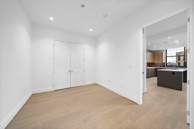 Building Photo - 2323 San Felipe St