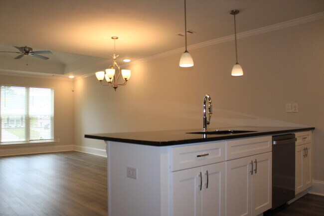 Building Photo - 8116 Bannock Cir