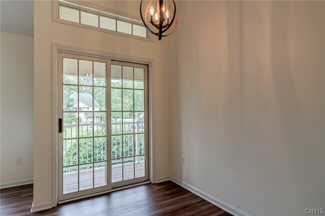 Building Photo - 2404 Pipers Ct