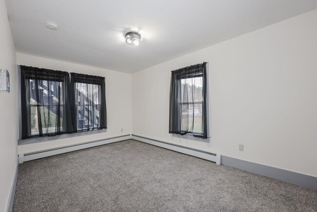 Building Photo - 3 Clark Rd