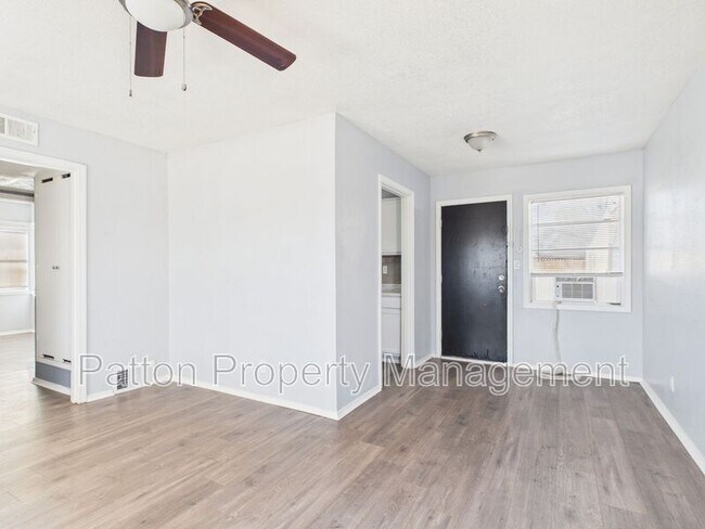 Building Photo - 3008 Westhaven Dr