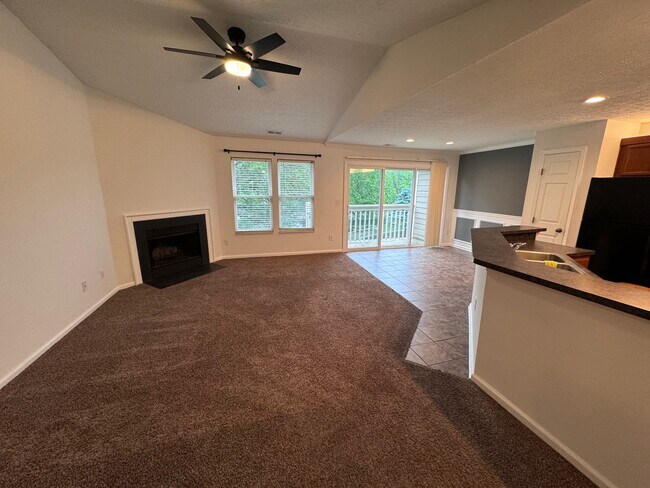 Building Photo - 3388 Fishinger Mill Dr