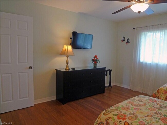 Building Photo - 1860 Bald Eagle Dr