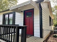 Building Photo - 3521 Clay Rd SW