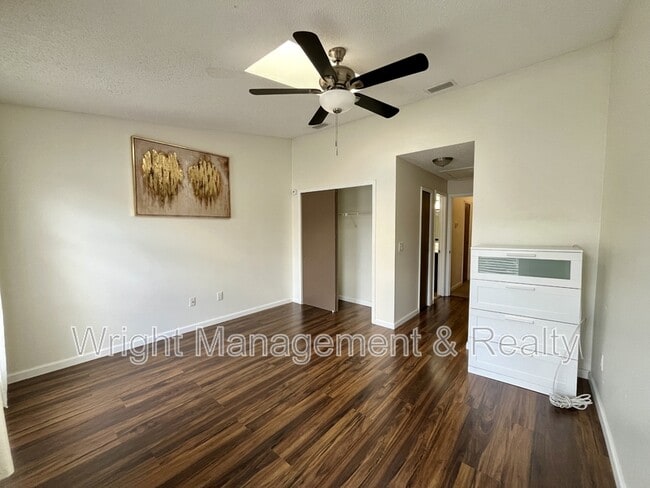 Building Photo - 7618 Colonial Ct