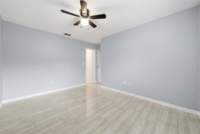 Building Photo - 8334 Crosswicks Dr
