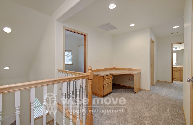 Building Photo - 2119 NE 163rd Ave