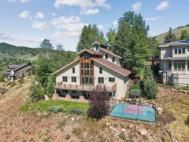 Building Photo - 9246 Par Ct