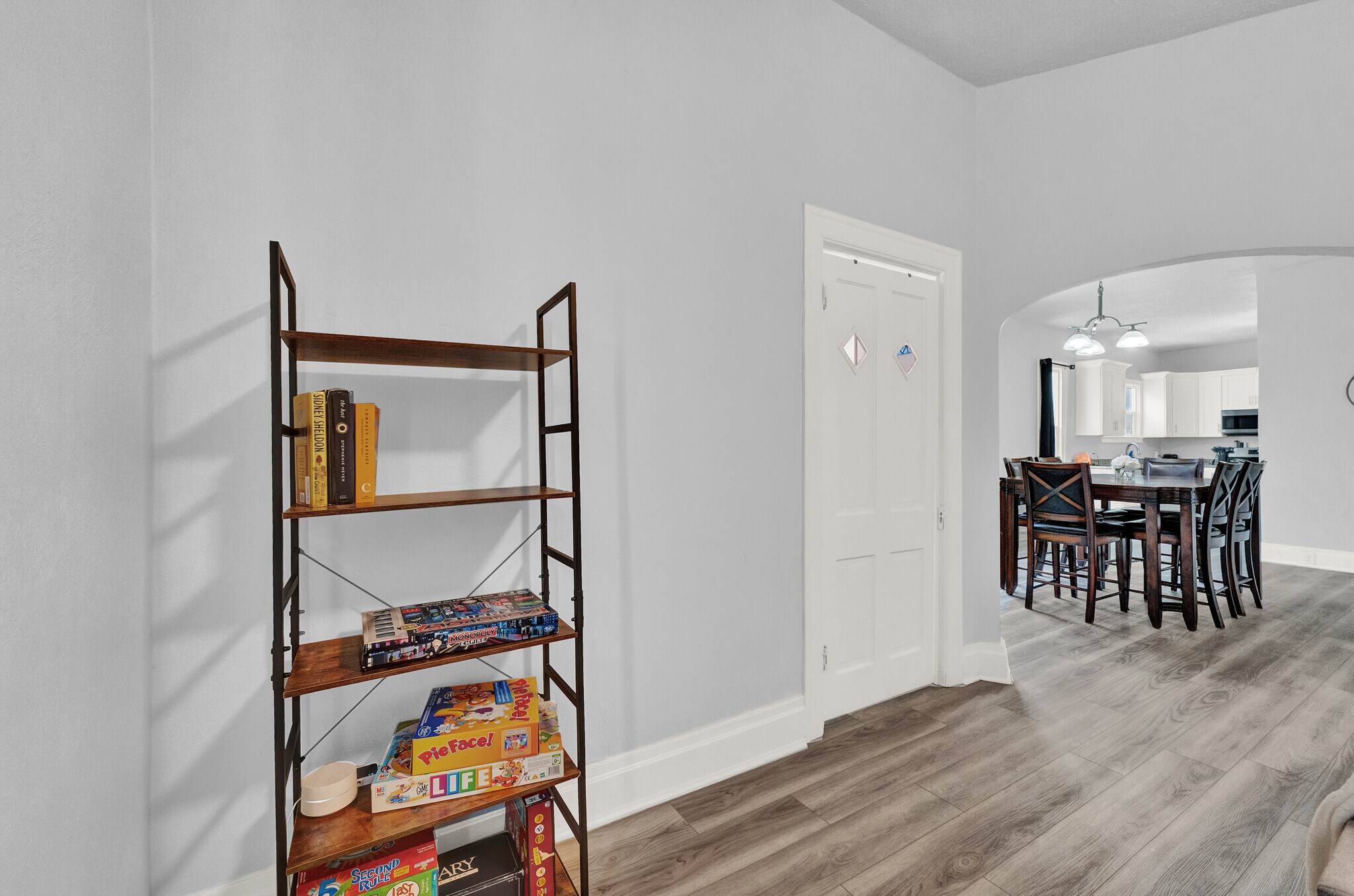 Building Photo - 369 N 300 W