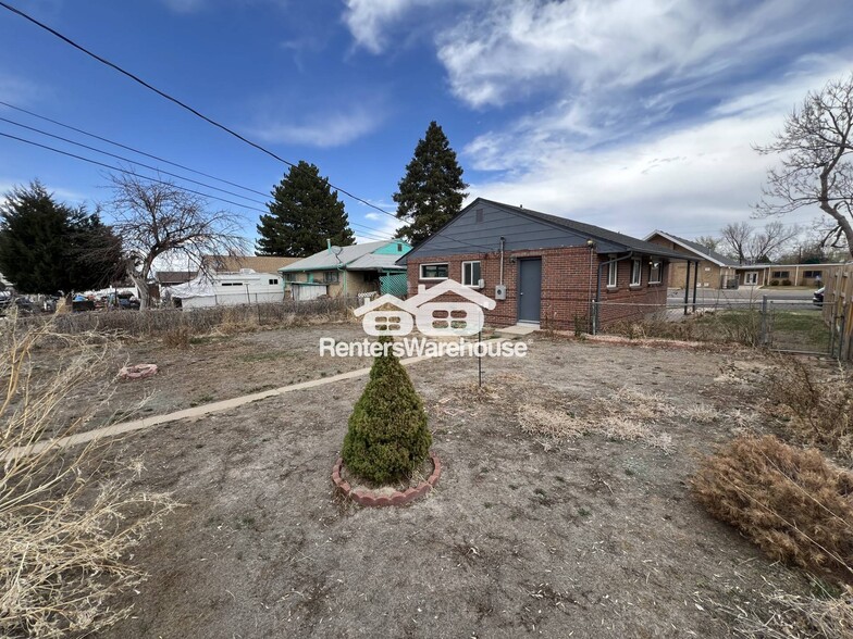Building Photo - 3525 Forest St