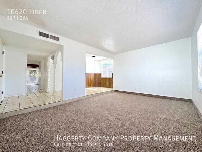 Building Photo - 10620 Tiber-