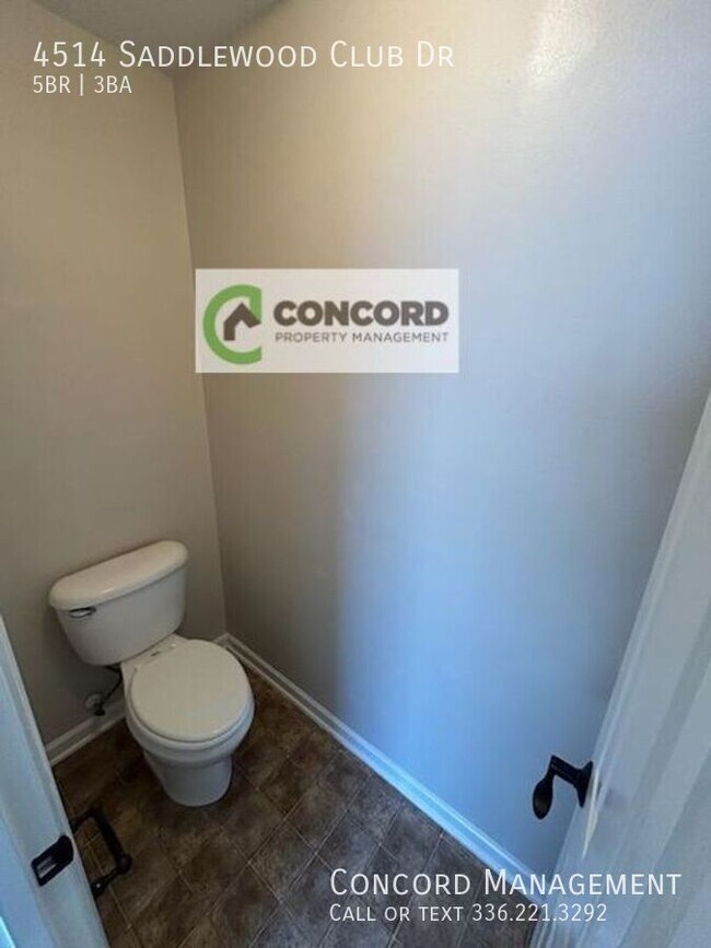 Building Photo - 4514 Saddlewood Club Dr