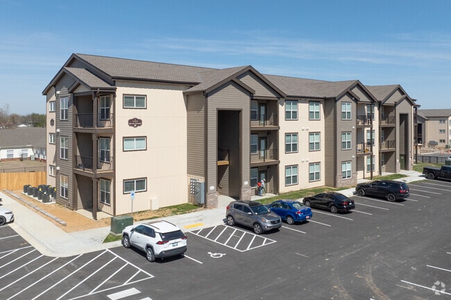Building Photo - The Lodge Apartments