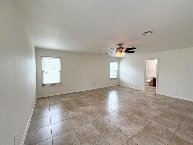 Building Photo - 2502 Perkins Pl