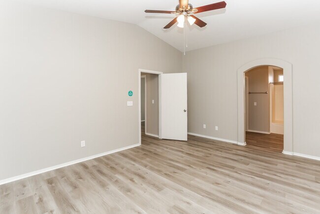 Building Photo - 4917 Stormy Ridge St