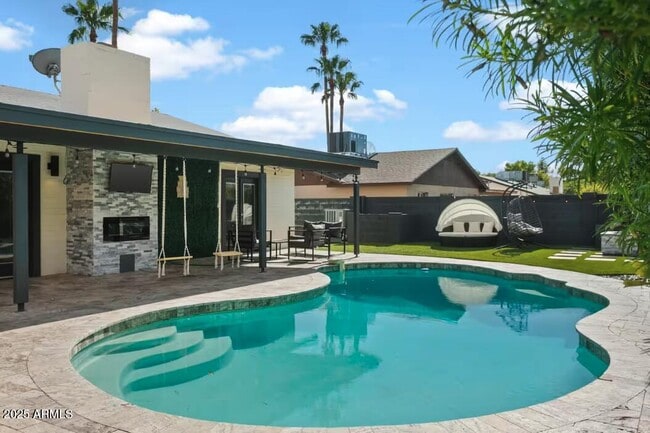 Building Photo - 4844 E Andora Dr