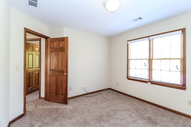 Building Photo - 3878 Brookside Pkwy
