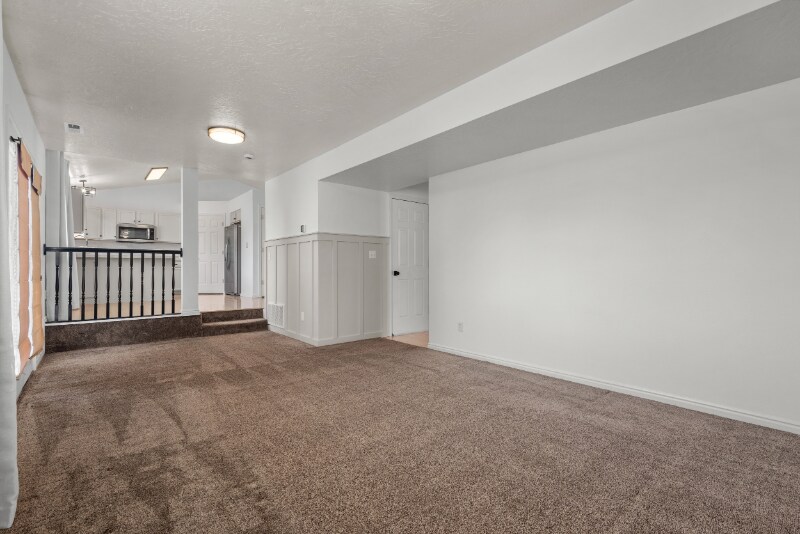 Building Photo - 617 S 1370 W