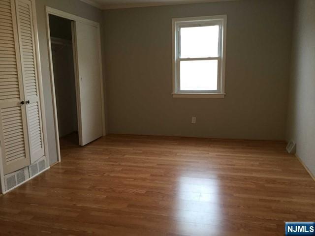 Building Photo - 156 Corabelle Ave