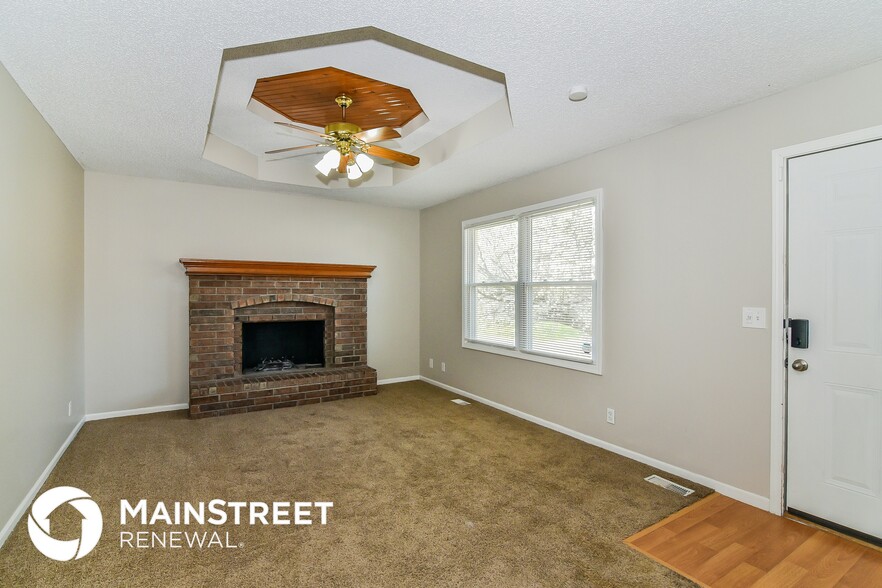 Building Photo - 505 NW Willow Dr