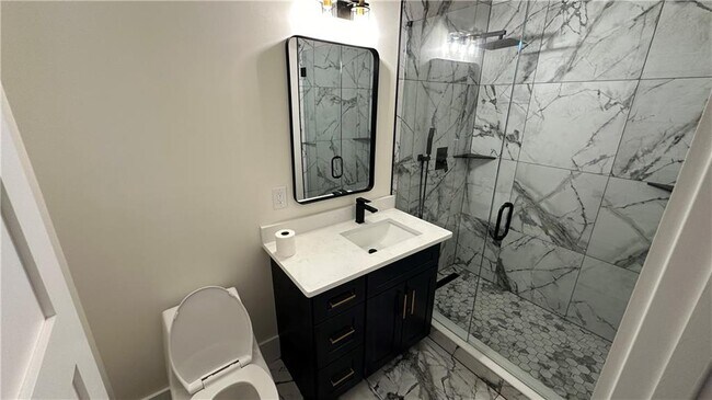 Building Photo - 3527 Bailey Rd