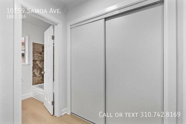 Building Photo - 10159 Samoa Ave