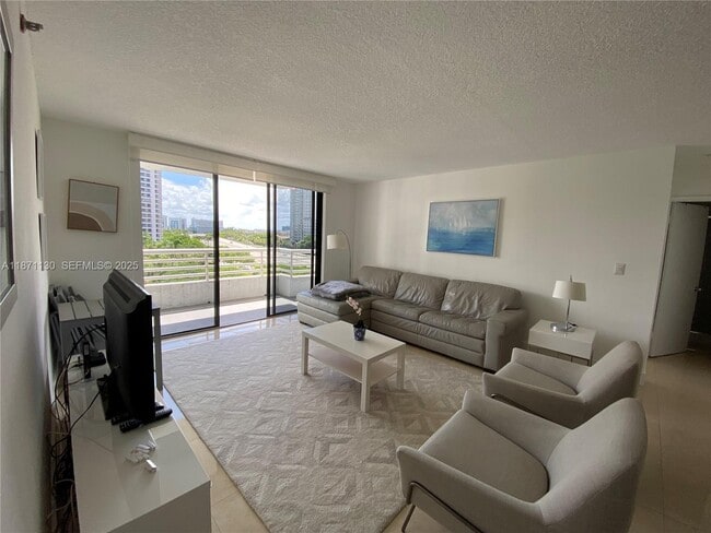 Building Photo - 3300 NE 192 St