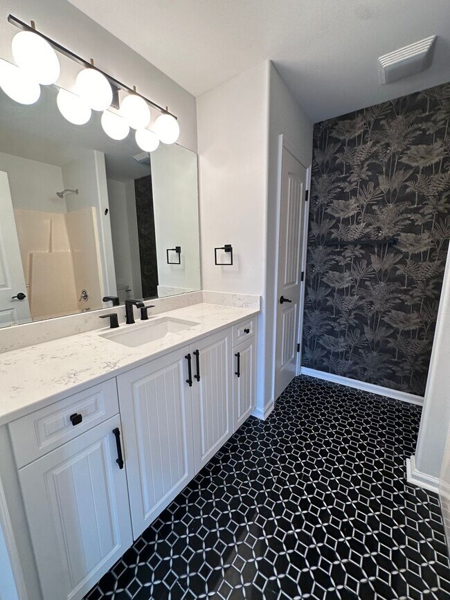 Building Photo - 4554 Exuma Ln