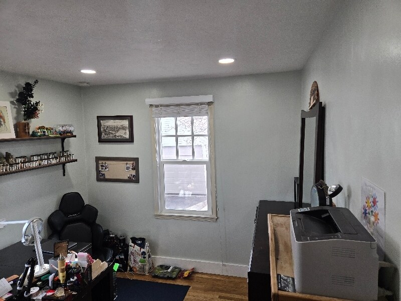 Building Photo - 745 Lennox St