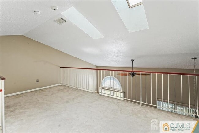 Building Photo - 834 Edpas Rd