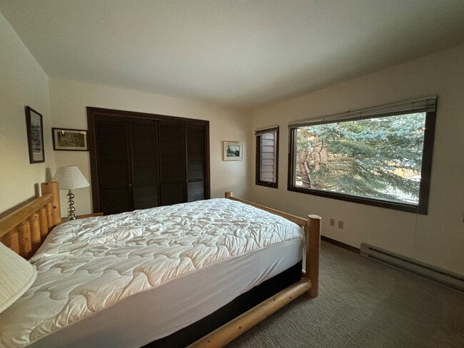 Building Photo - 370 SagebrushGlacier C