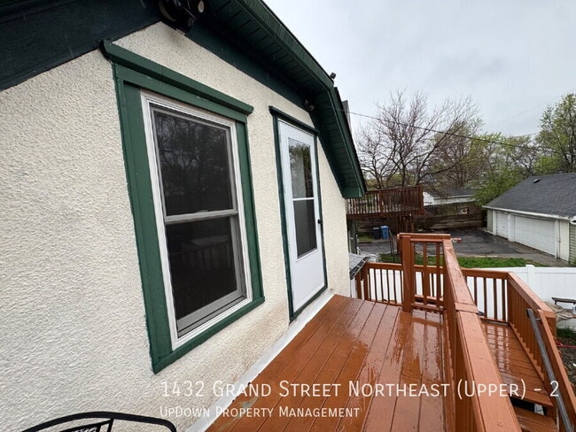 Building Photo - 1432 Grand St NE