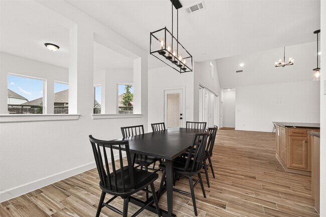 Building Photo - 15503 Salmon Springs Dr