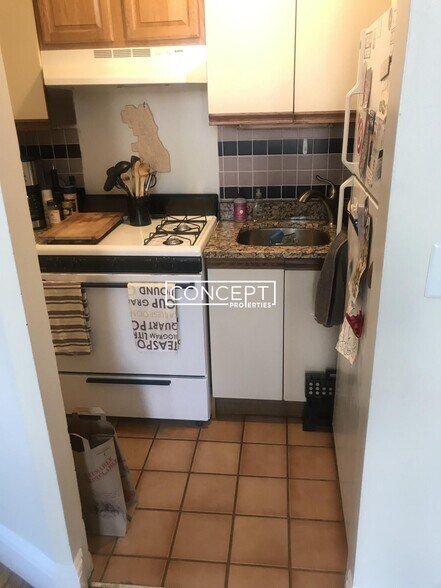 Building Photo - 423 Shawmut Ave