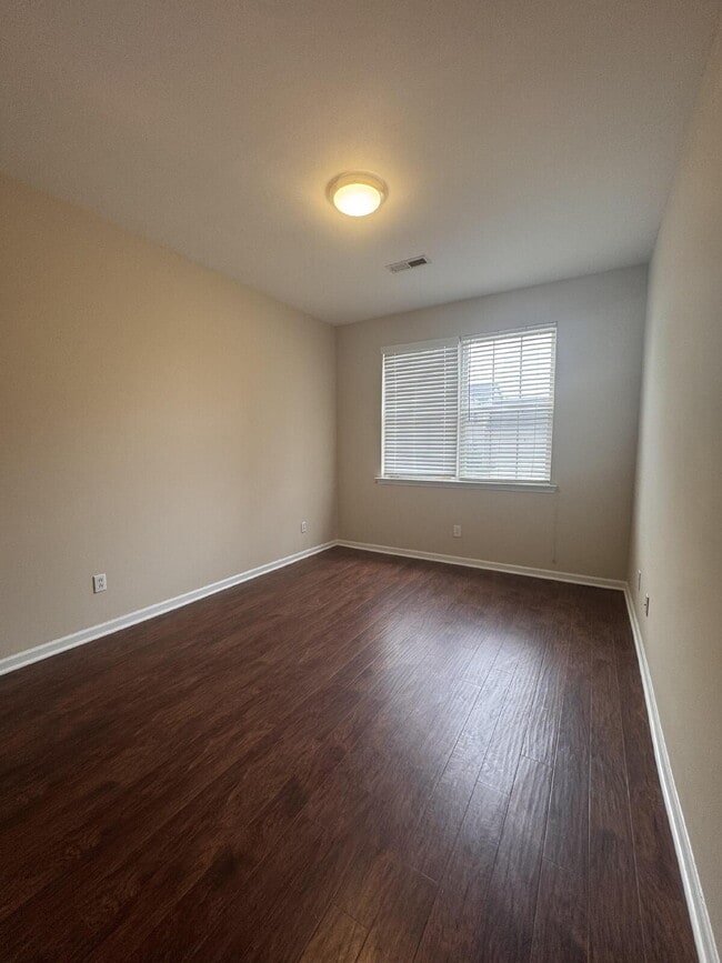 Building Photo - Spacious 4-Bed, 2.5-Bath Home in Mauldin –...