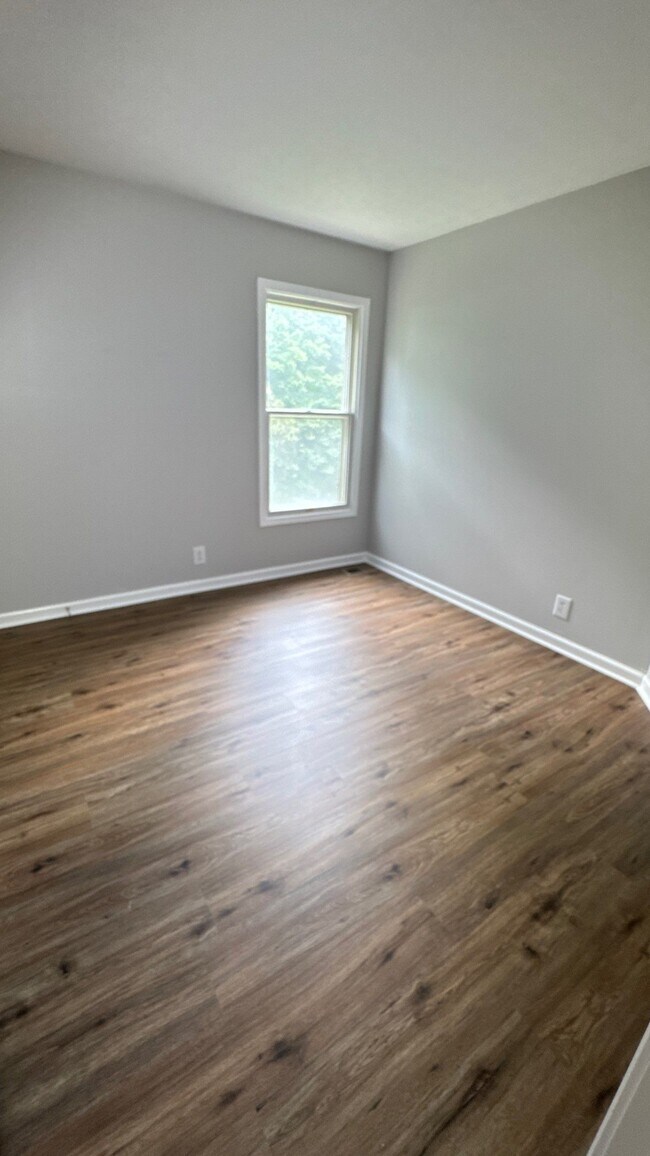 Building Photo - 7421 Spring Run Dr