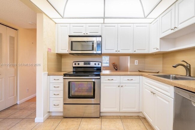 Building Photo - 151 Berkley Rd