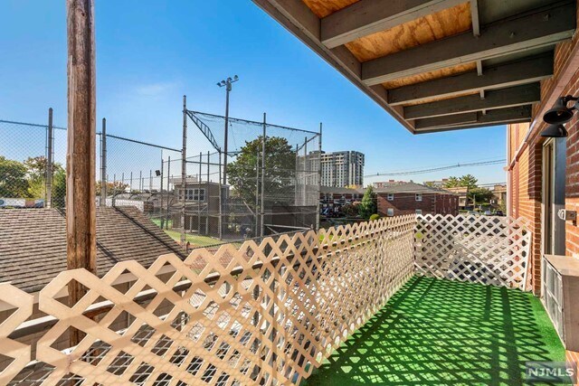 Building Photo - 1315 Anderson Ave