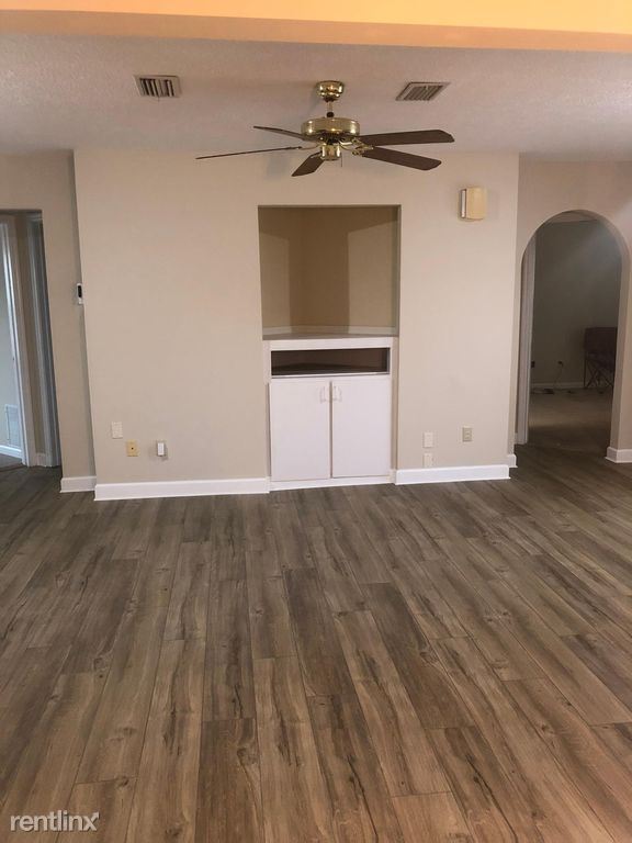 Building Photo - 3 br, 2 bath House - 4009 Valencia Ct